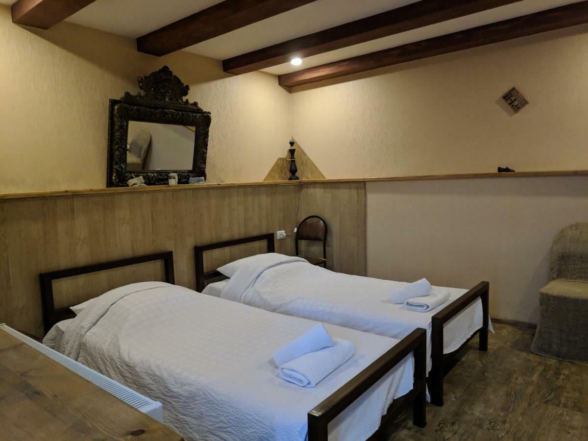Qilimcha'S Guesthouse-Art Museum Telavi Esterno foto